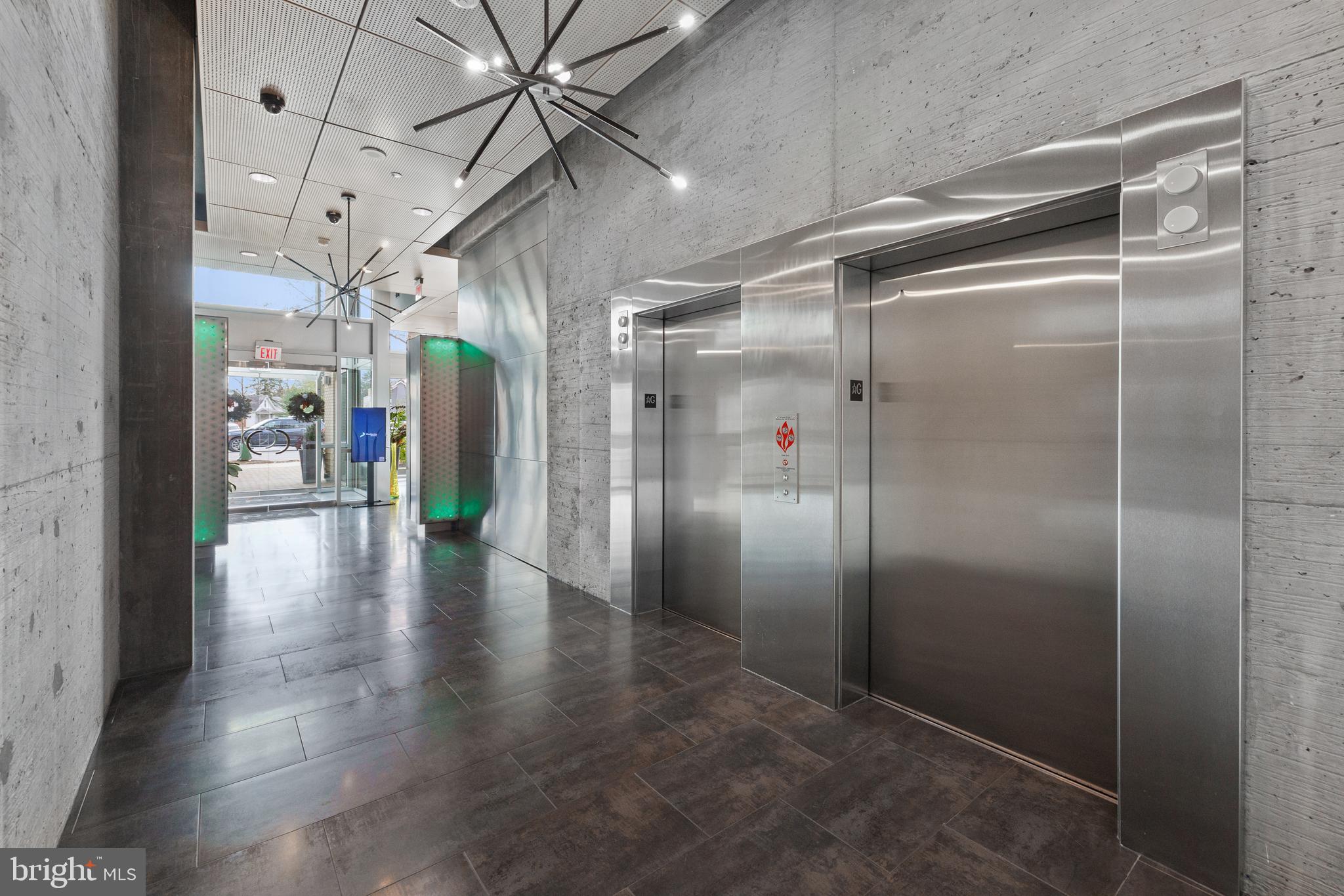 3409 Wilson Blvd #406