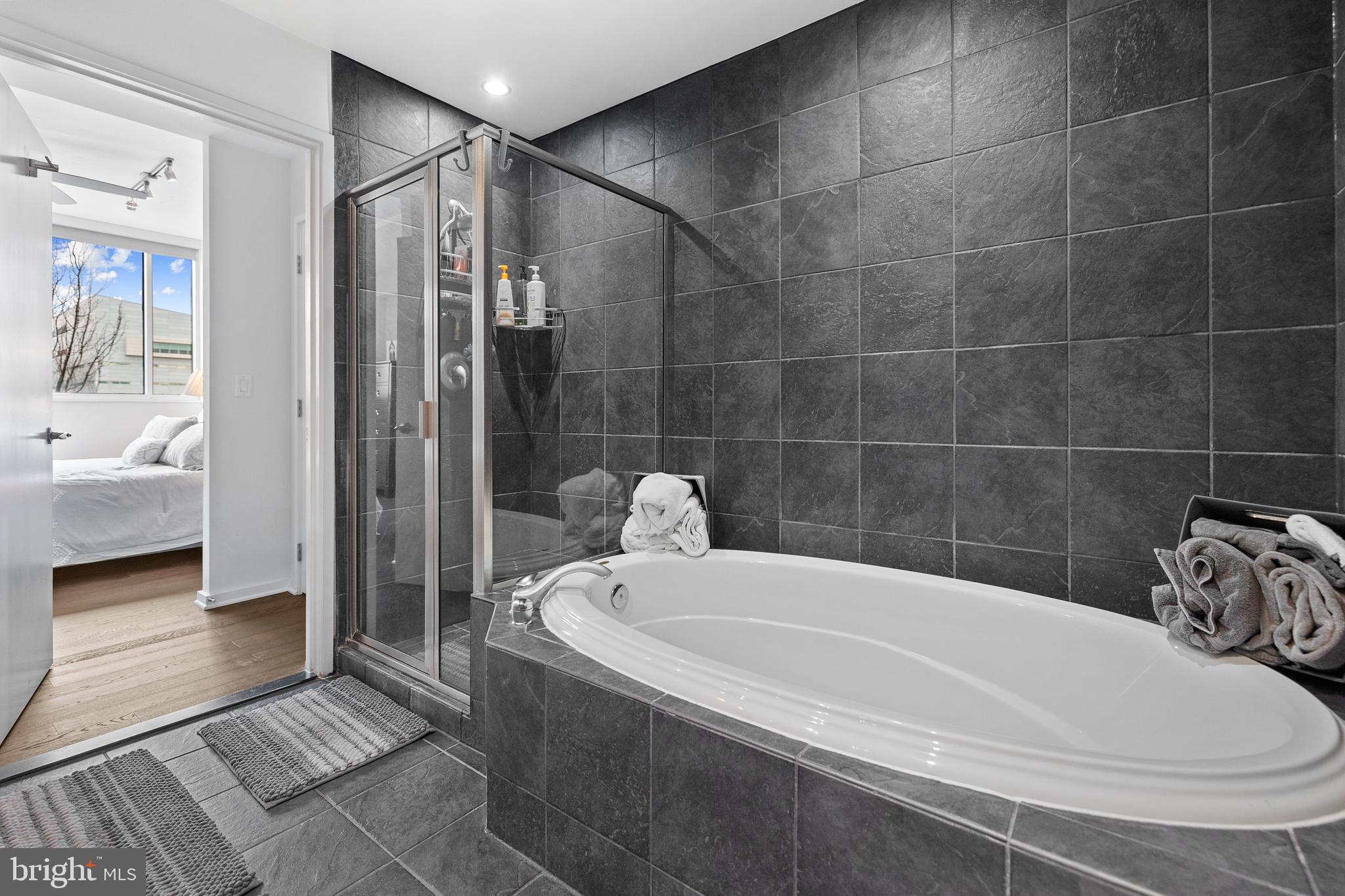 3409 Wilson Blvd #406