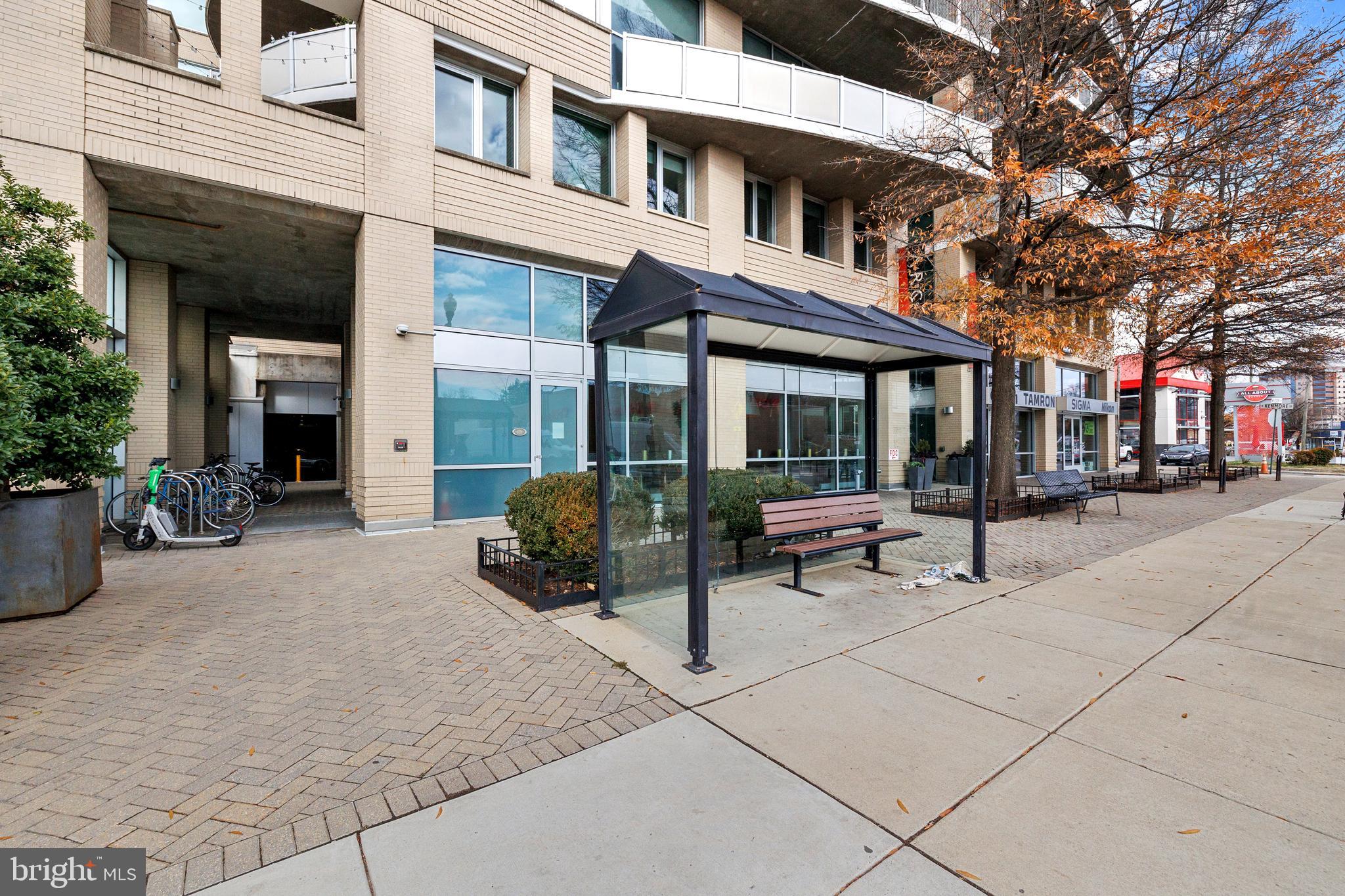 3409 Wilson Blvd #406