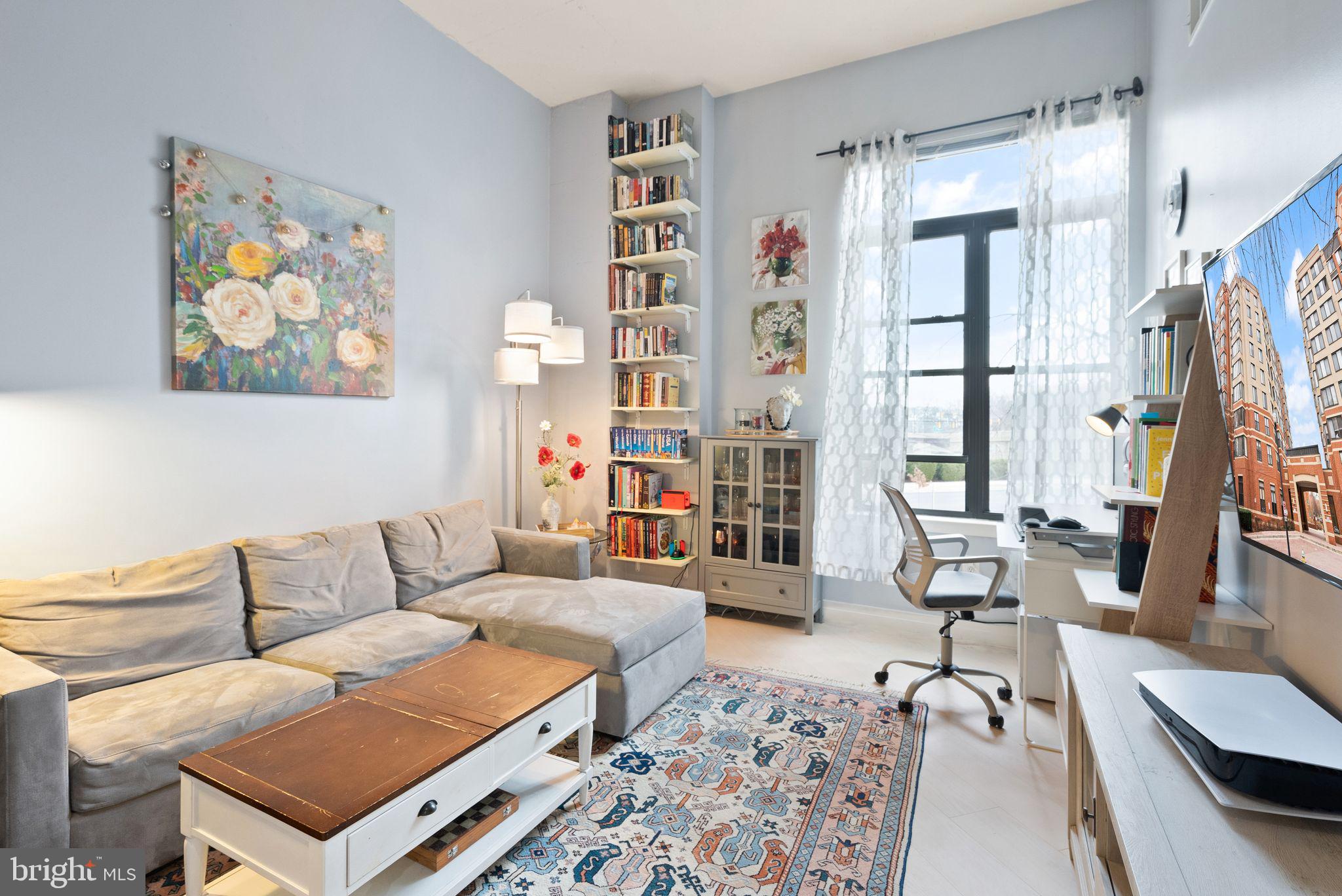 2220 FAIRFAX DR #109