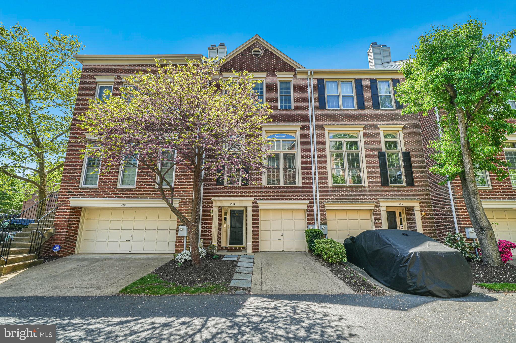1918 N Daniel St
