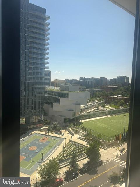 1530 KEY BOULEVARD N Unit: 1111