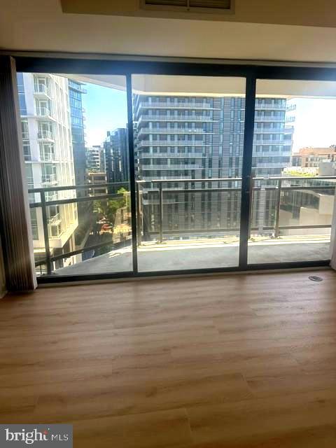 1530 KEY BOULEVARD N Unit: 1111