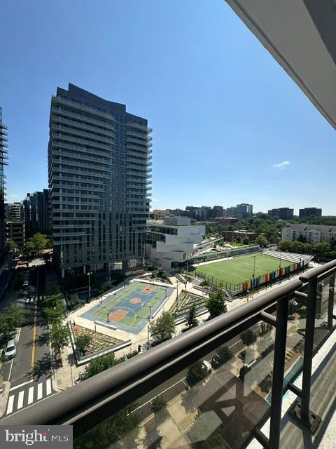 1530 KEY BOULEVARD N Unit: 1111