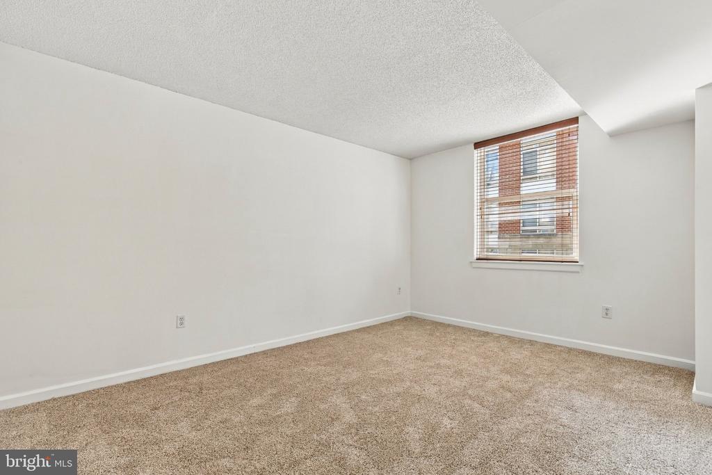 880 N POLLARD STREET Unit: 406