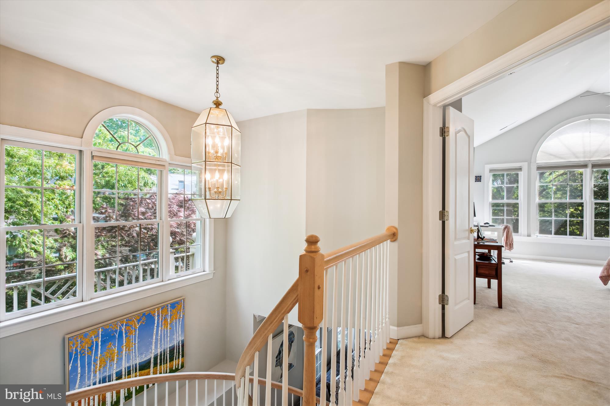 135 Rees Pl