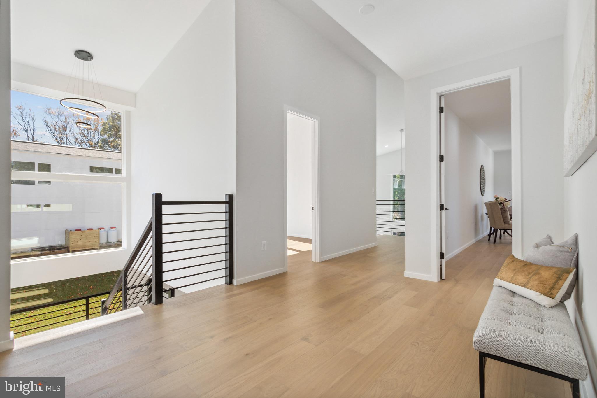 4896 Columbia Rd