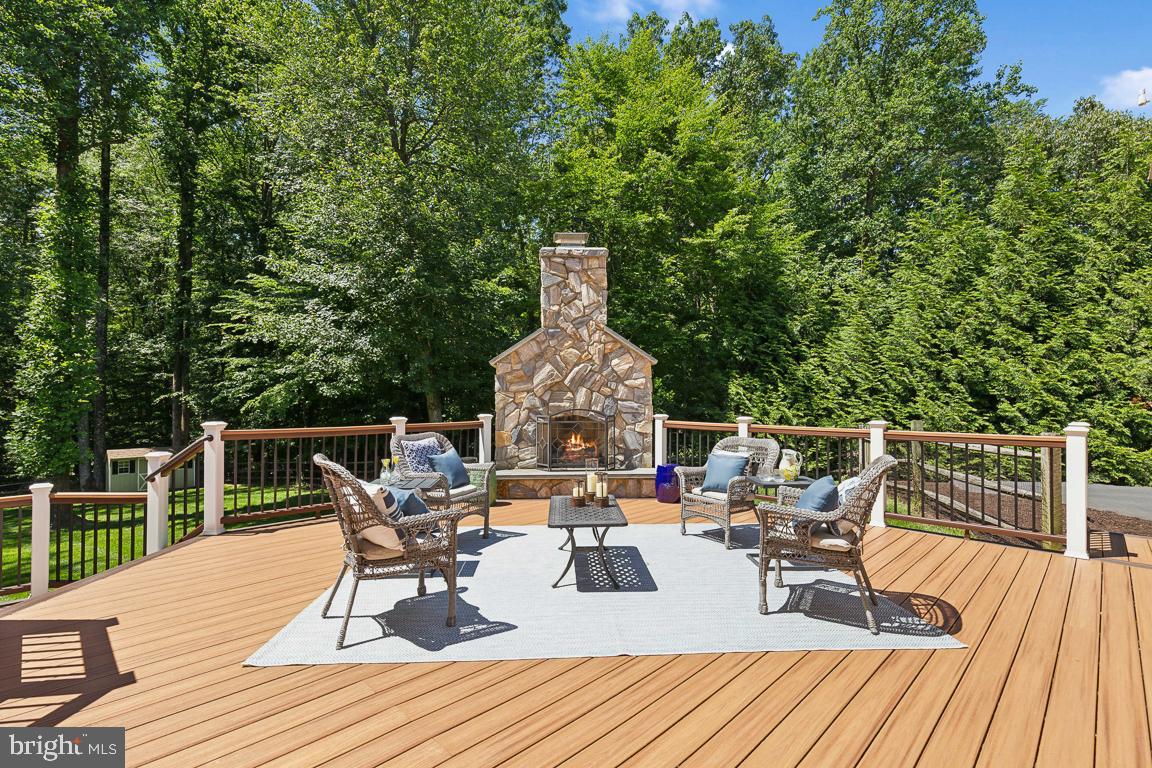 9734 Rolling Ridge Dr
