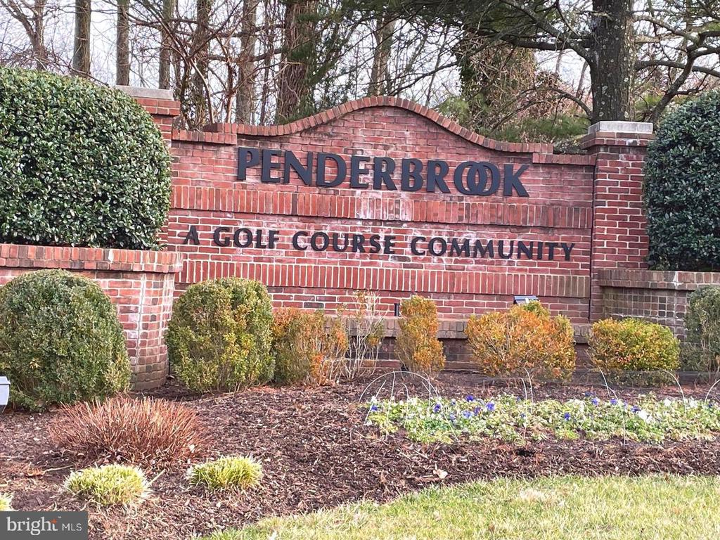12151 PENDERVIEW LN #2006