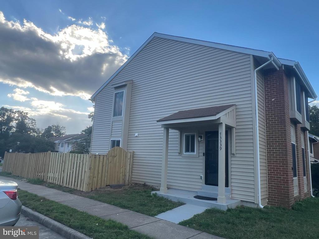 13339 Apgar Pl