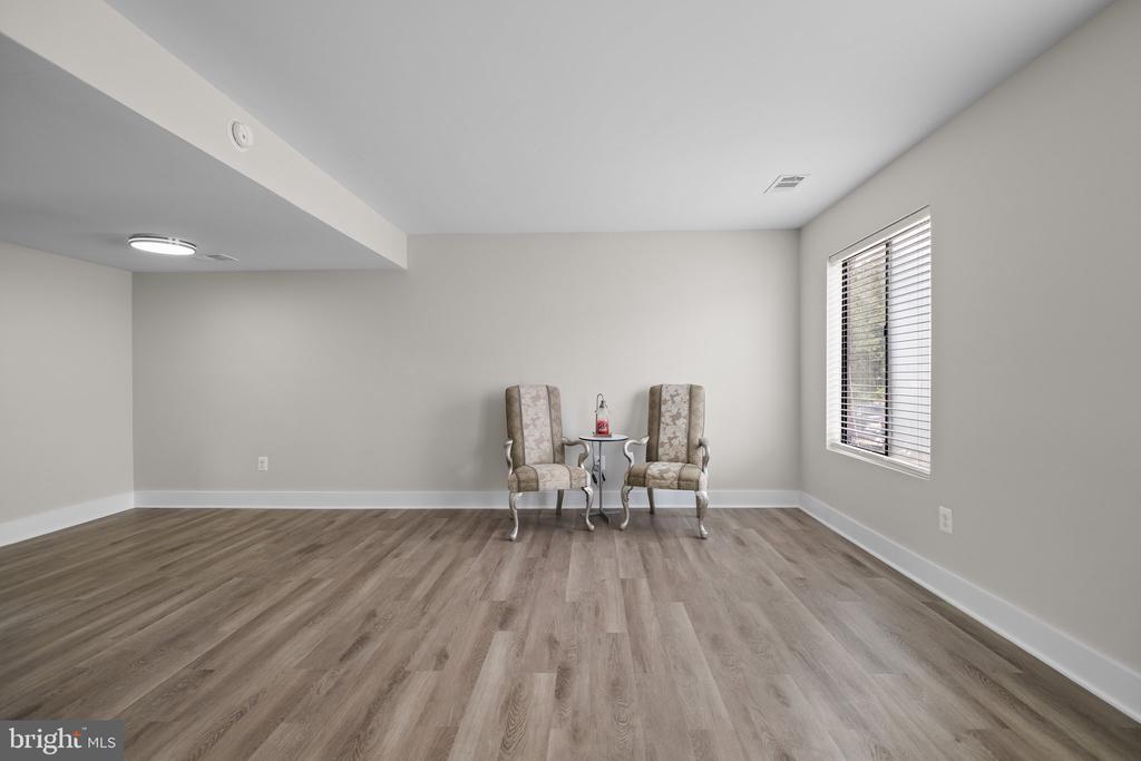 13339 Apgar Pl