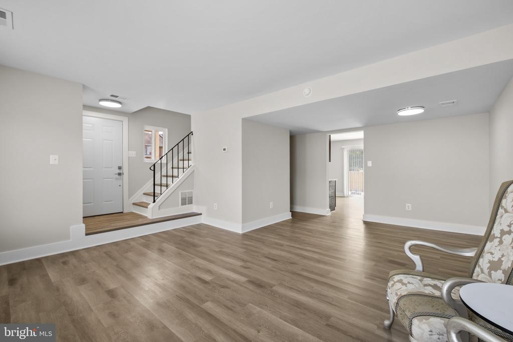 13339 Apgar Pl