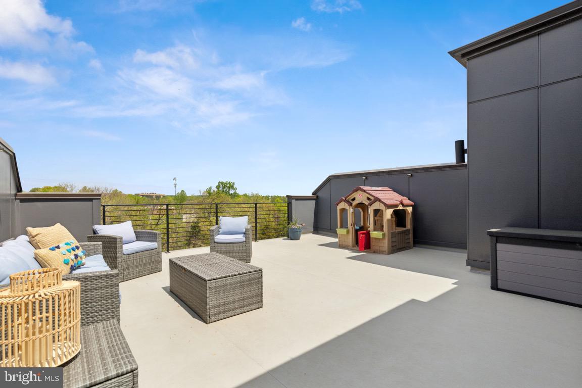 14379 Beckett Glen Cir