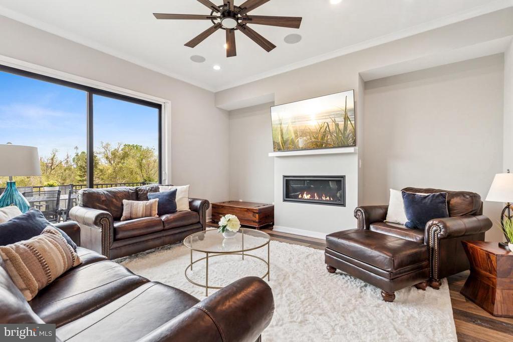 14379 Beckett Glen Cir