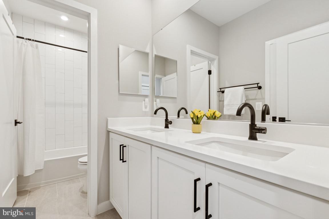 14379 Beckett Glen Cir