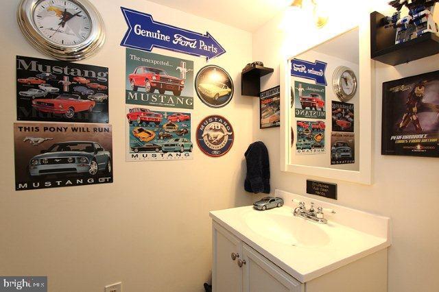 2800 PRINCE ALBERT CT