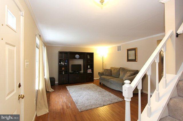 2800 PRINCE ALBERT CT