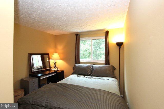 2800 PRINCE ALBERT CT