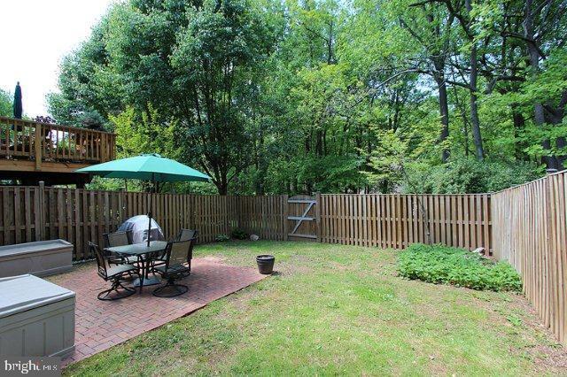 2800 PRINCE ALBERT CT