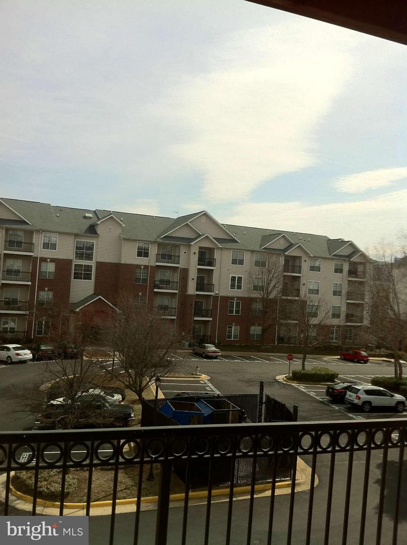 1580 SPRING GATE DR #4313