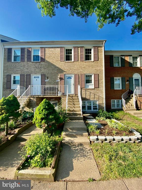14513 GOLDEN OAK RD #94C