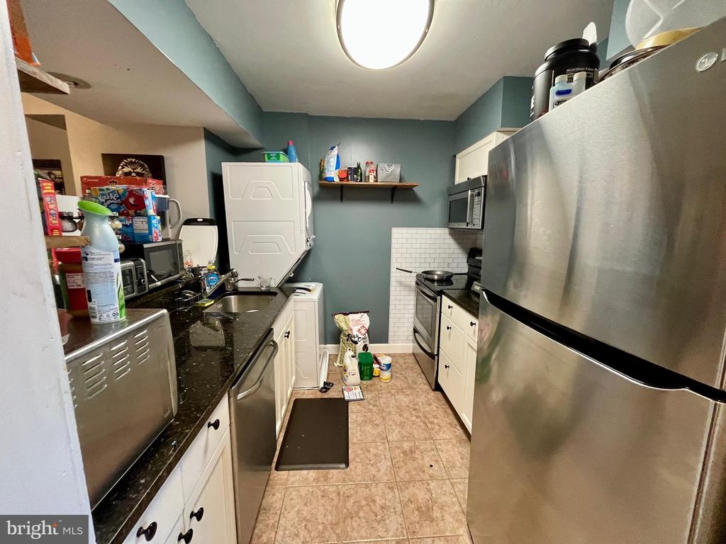 14513 GOLDEN OAK RD #94C