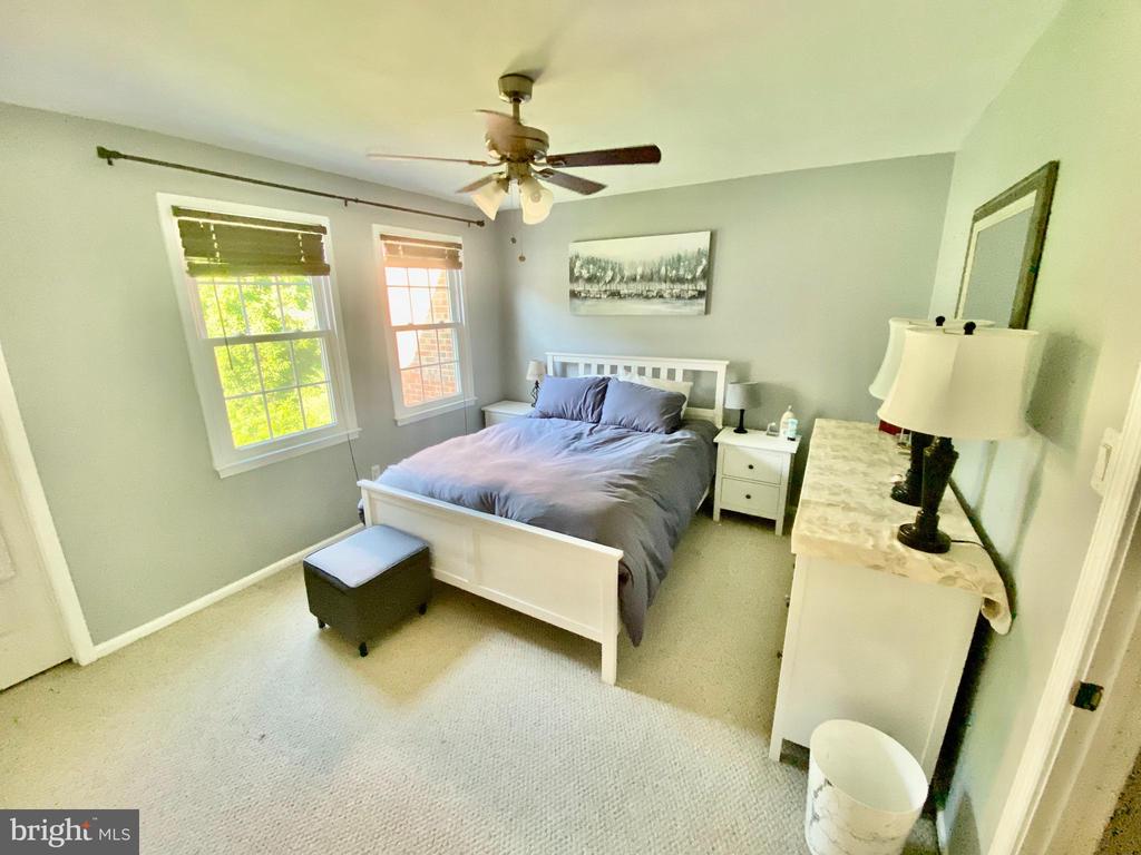 14513 GOLDEN OAK RD #94C