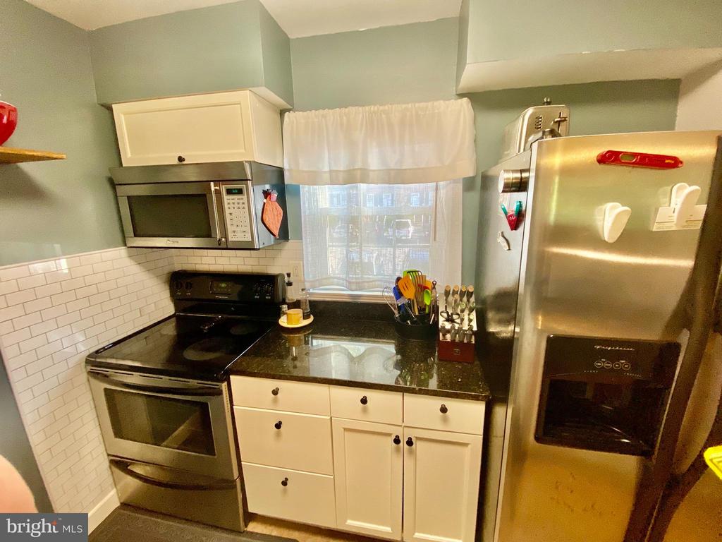14513 GOLDEN OAK RD #94C