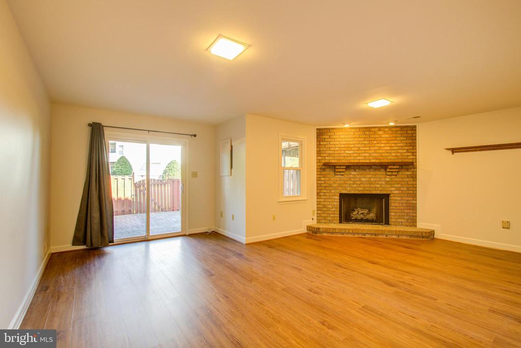 5946 WESCOTT HILLS WAY