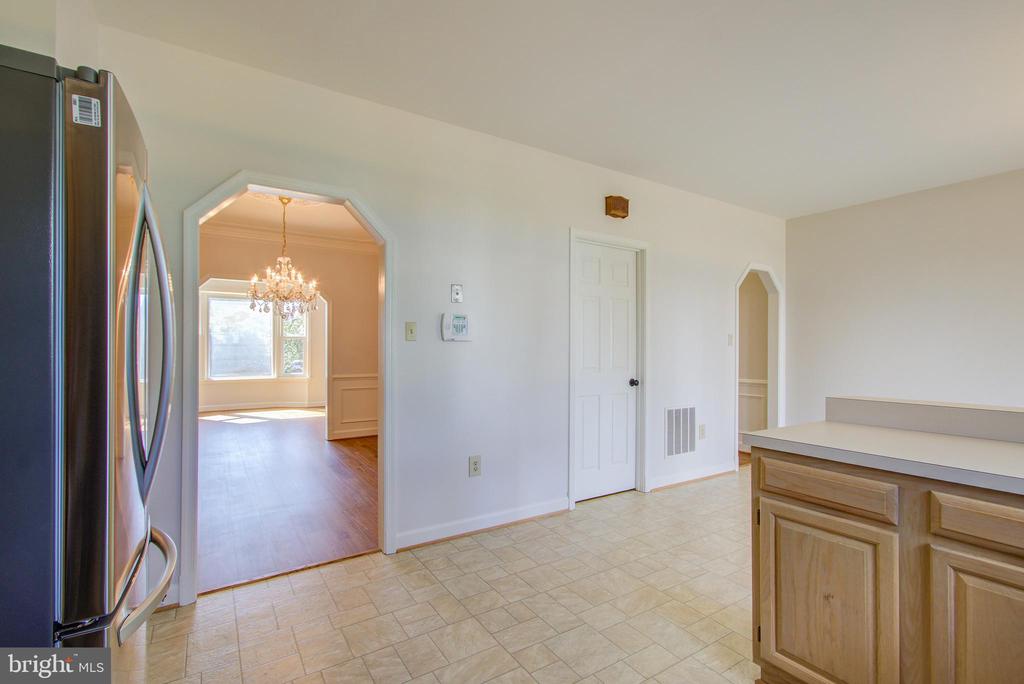 5946 WESCOTT HILLS WAY
