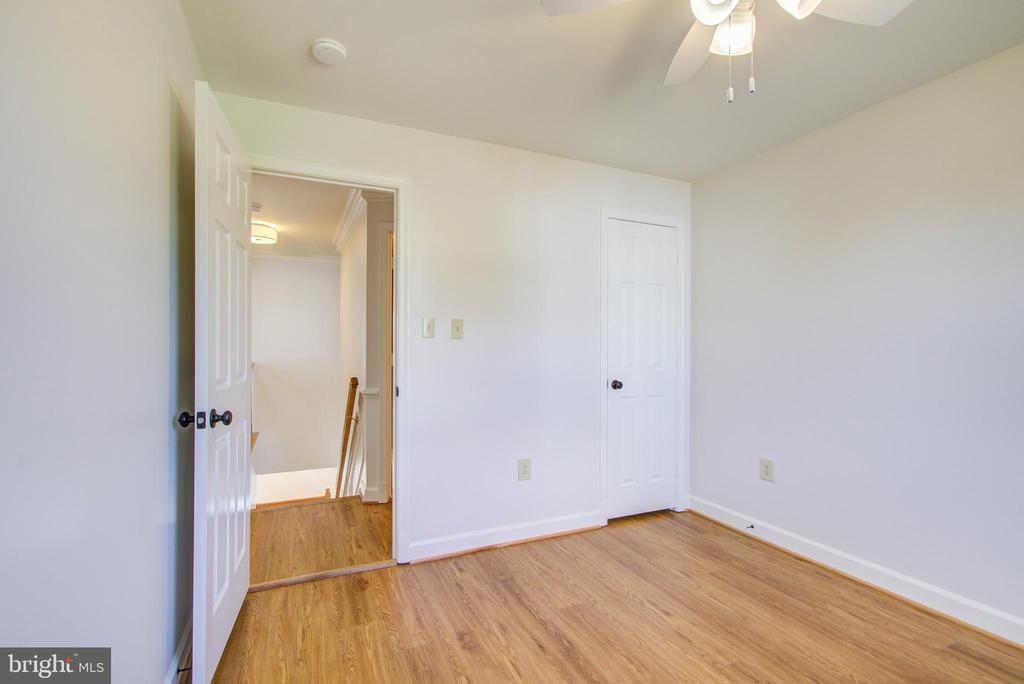 5946 WESCOTT HILLS WAY