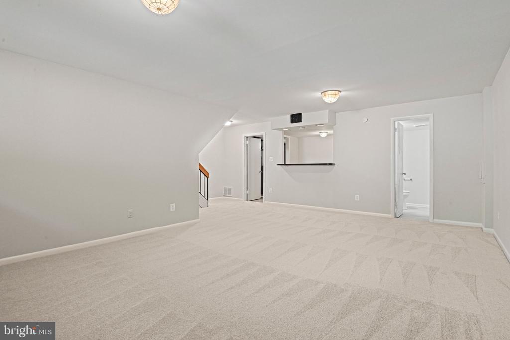 12001 INSHA COURT