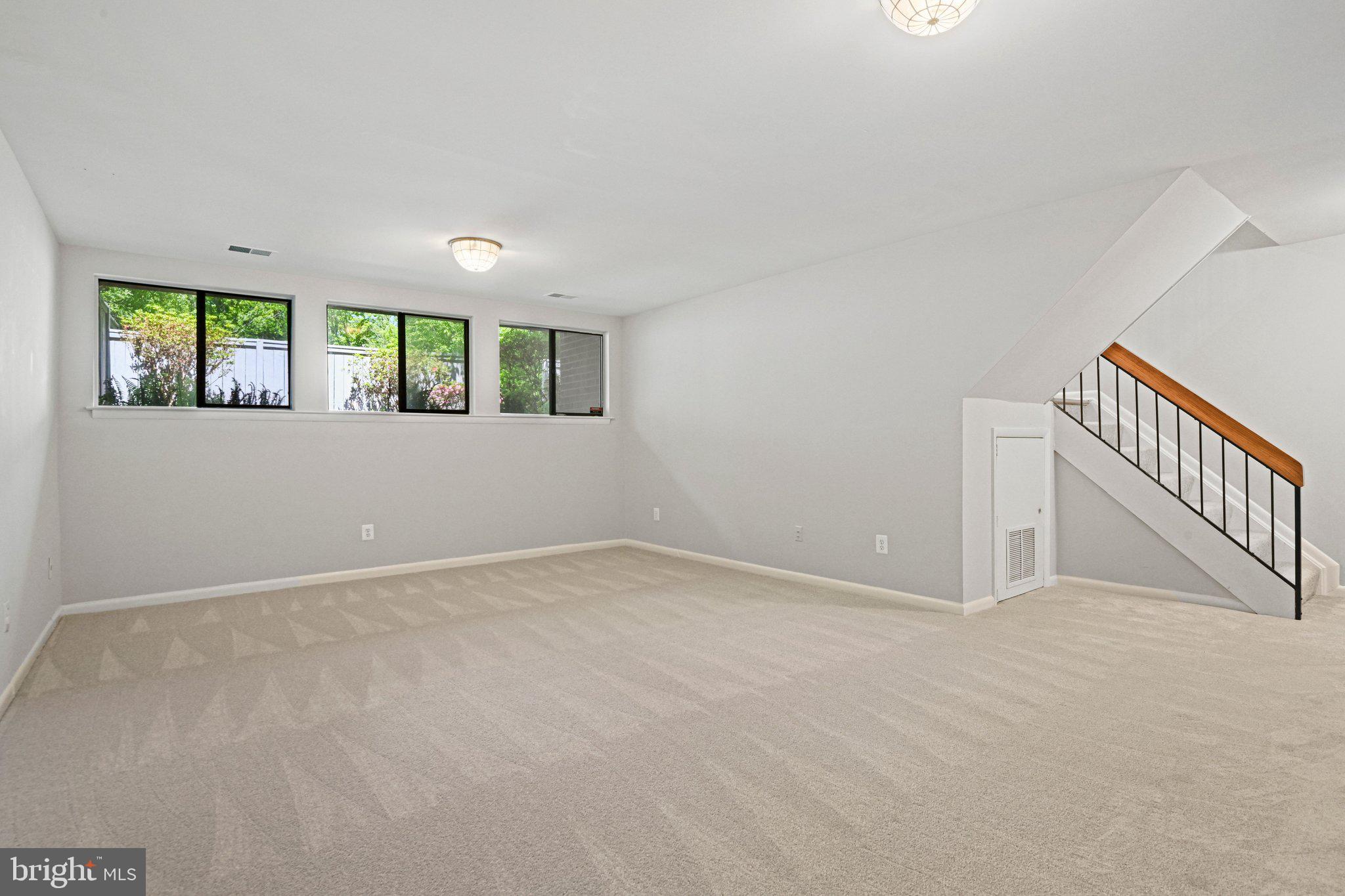 12001 INSHA COURT