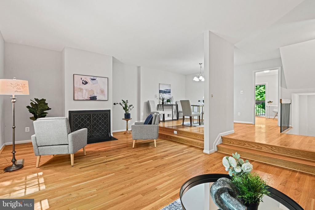 12001 INSHA COURT