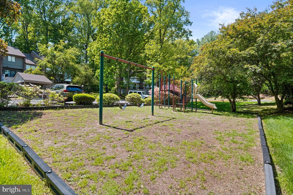 12001 INSHA COURT