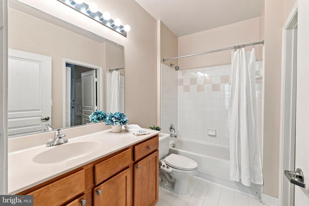 12000 MARKET STREET Unit: 222