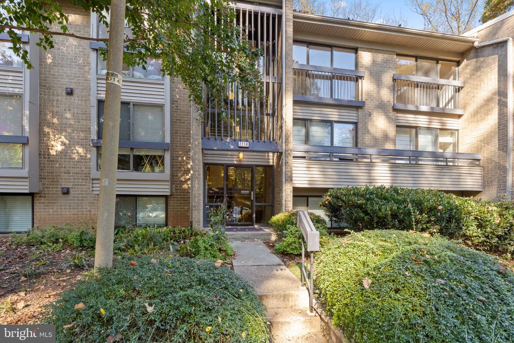 2114 GREEN WATCH WAY Unit: 10/301E