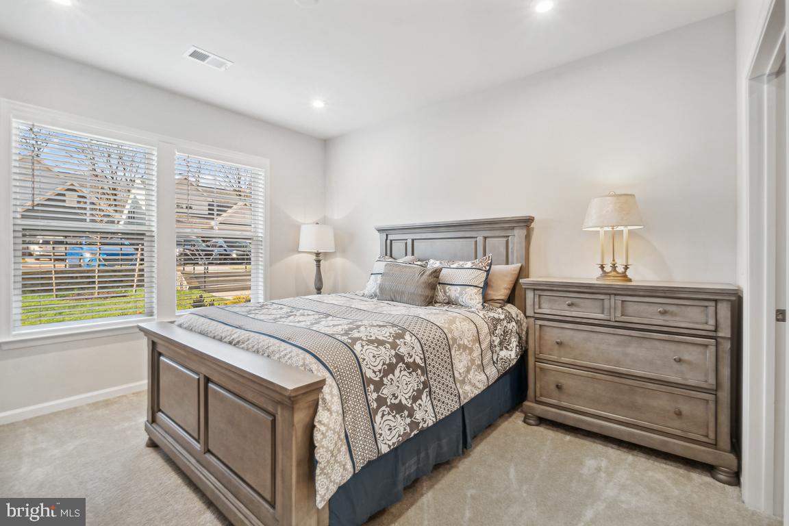 21610 Hawksbill High Cir #102