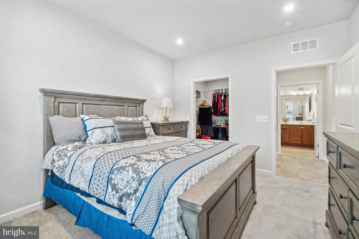 21610 Hawksbill High Cir #102