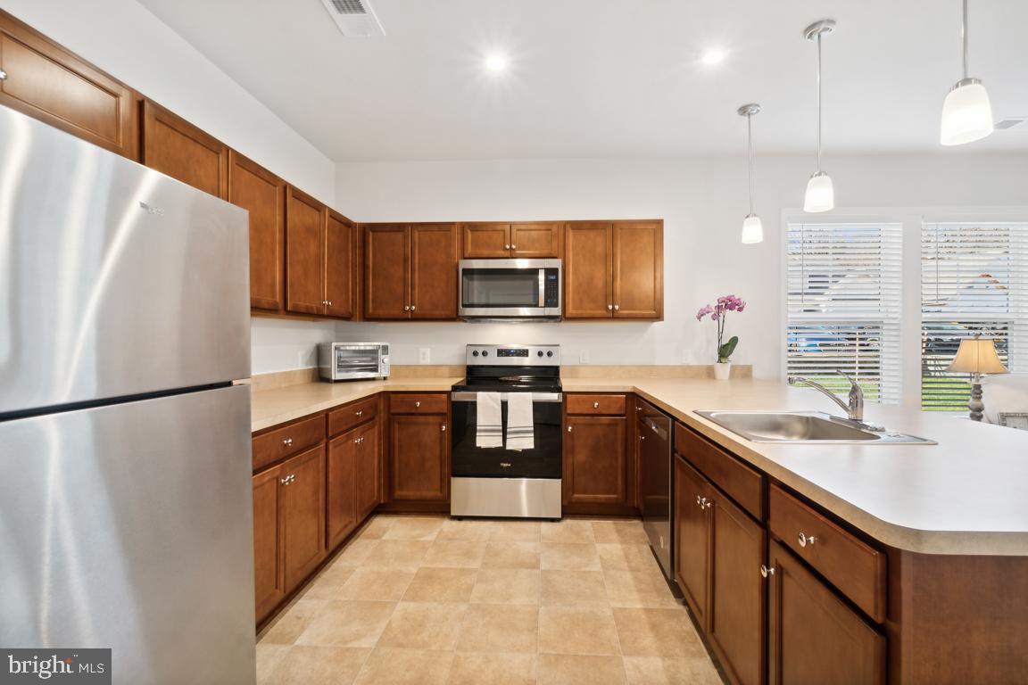 21610 Hawksbill High Cir #102