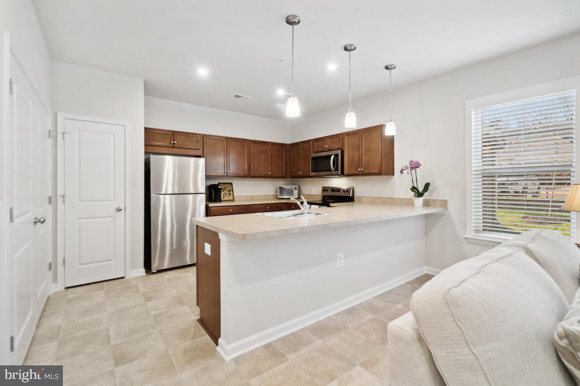 21610 Hawksbill High Cir #102