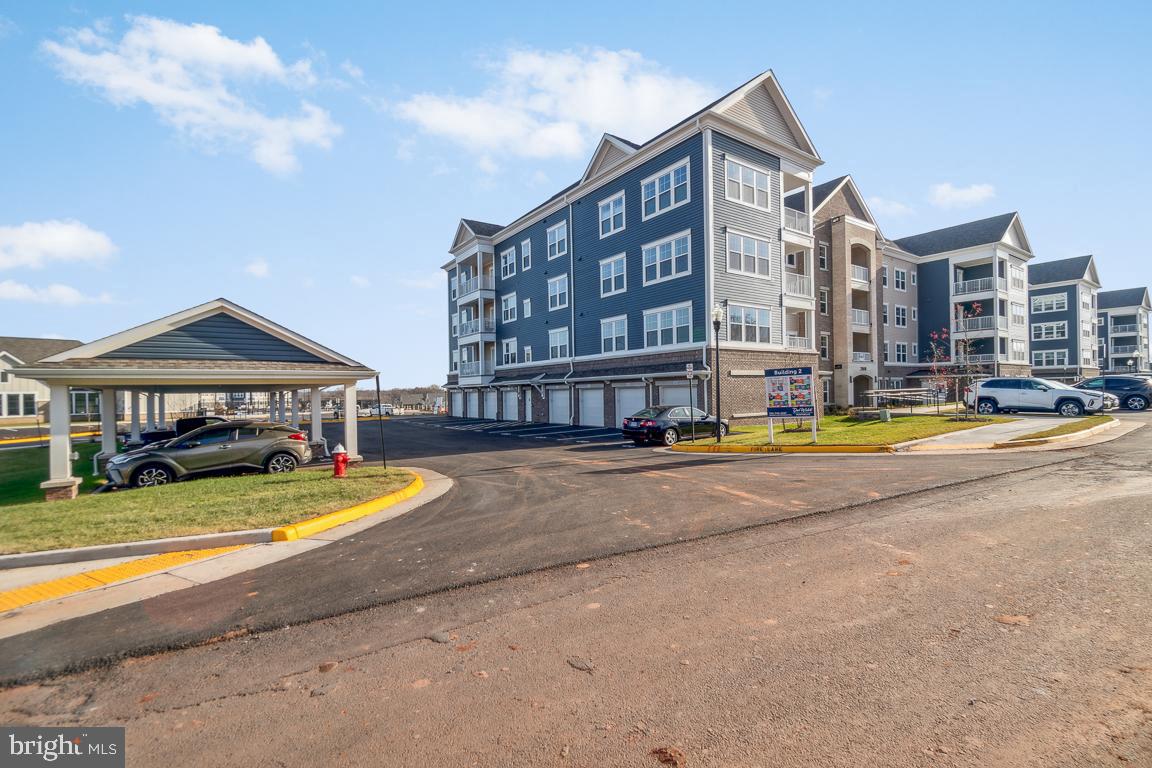 21610 Hawksbill High Cir #102