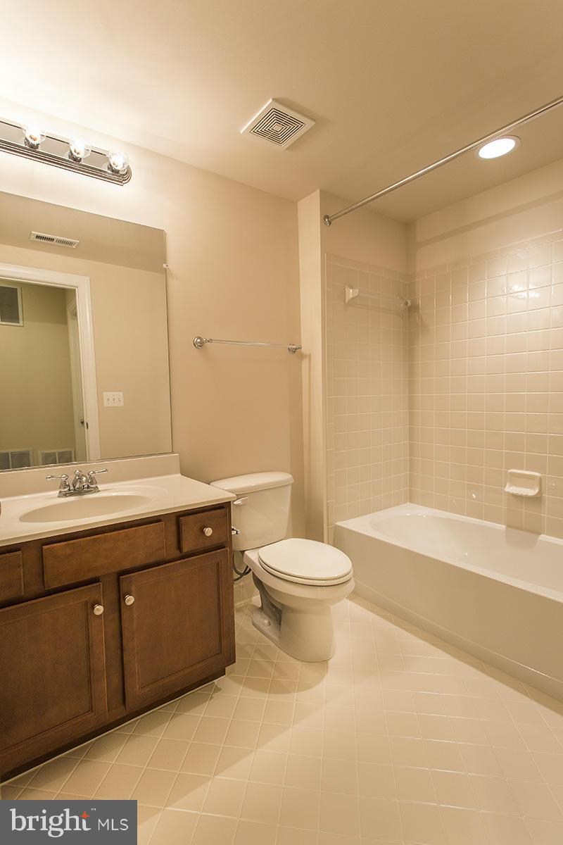 20725 JENNIFER ANN DR