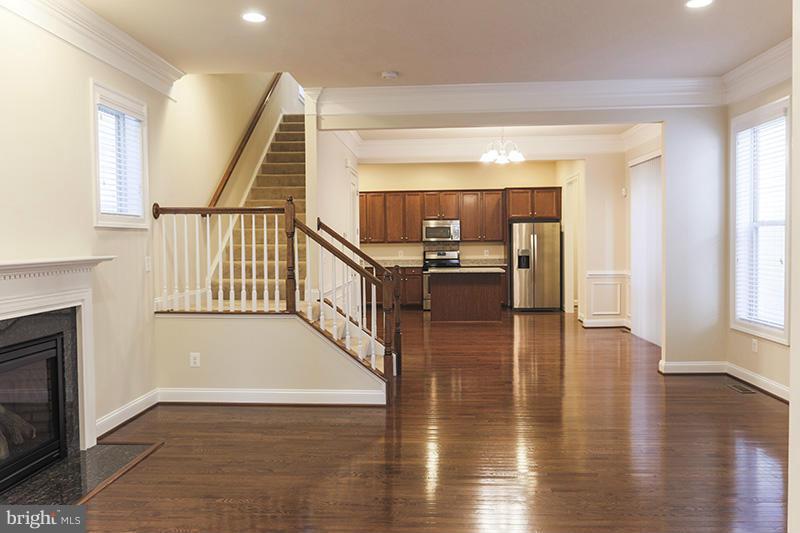 20725 JENNIFER ANN DR