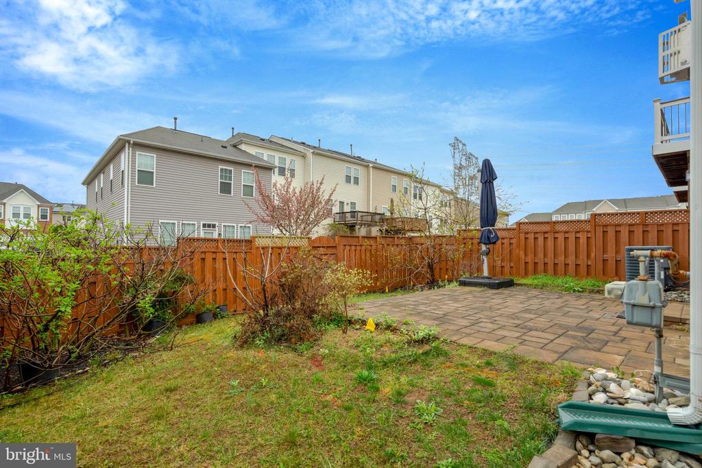 41841 DIABASE SQ