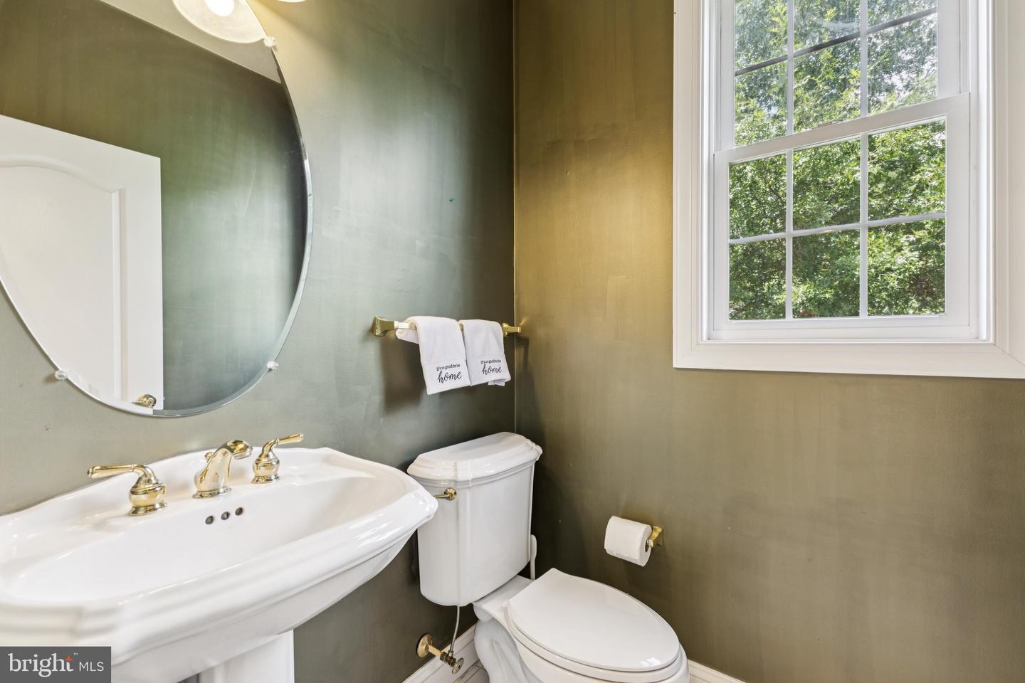 26368 STRATHAVEN CT