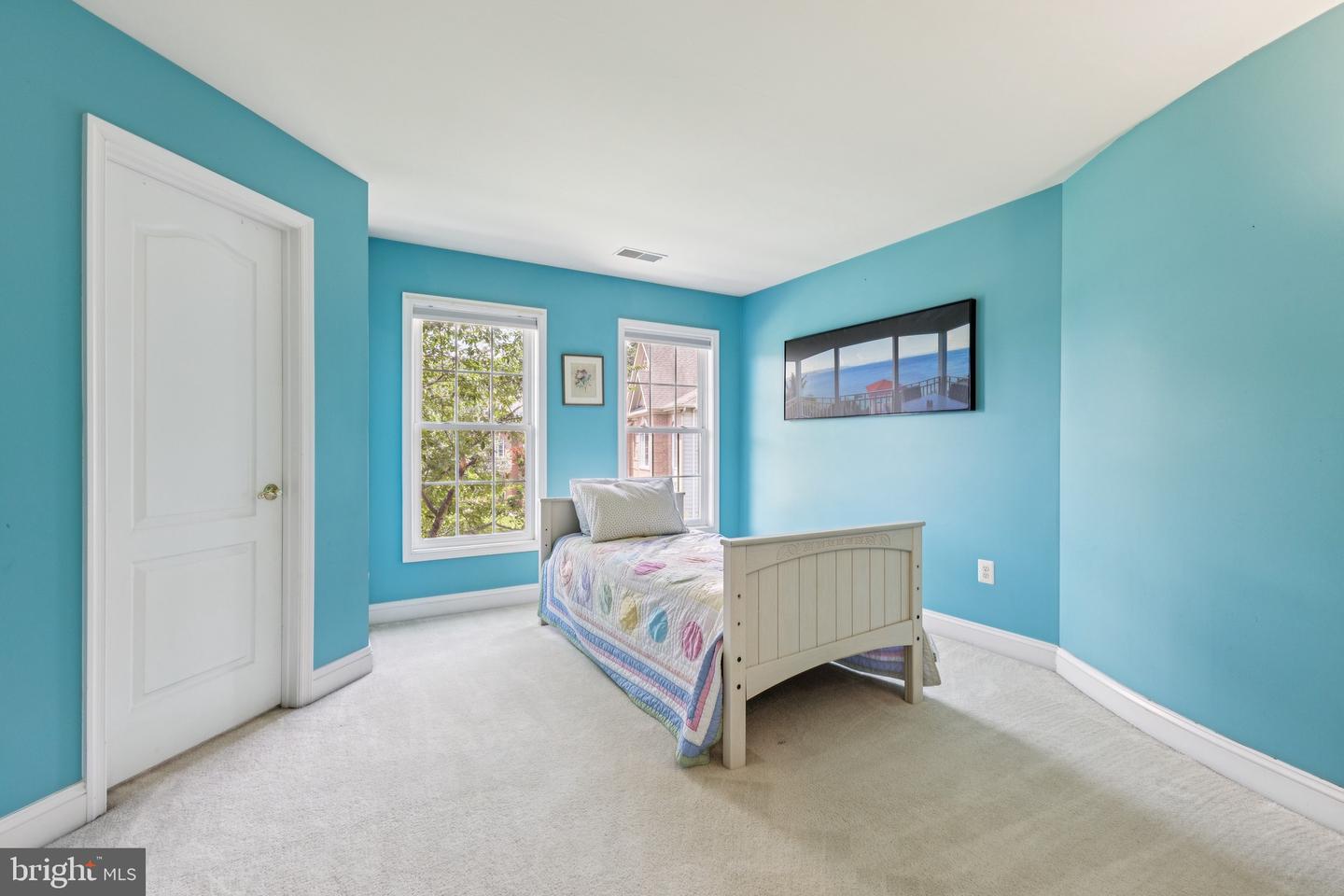 26368 STRATHAVEN CT