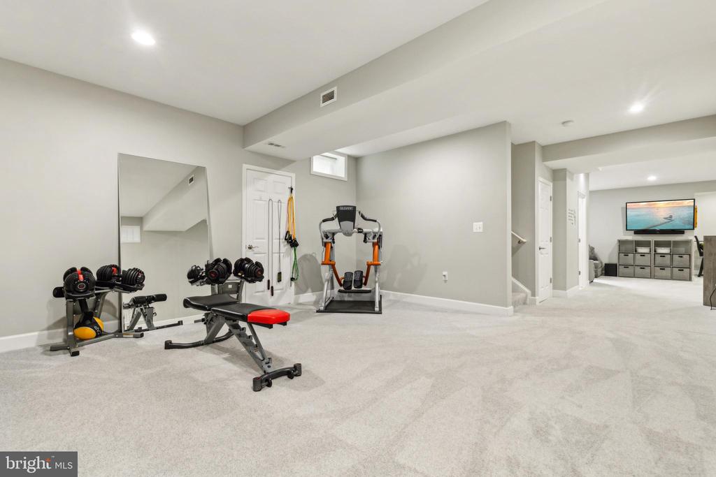 40999 Waxwing Dr