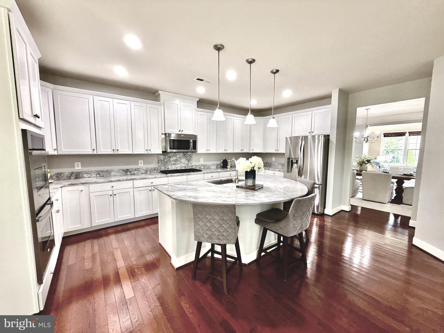 40999 Waxwing Dr