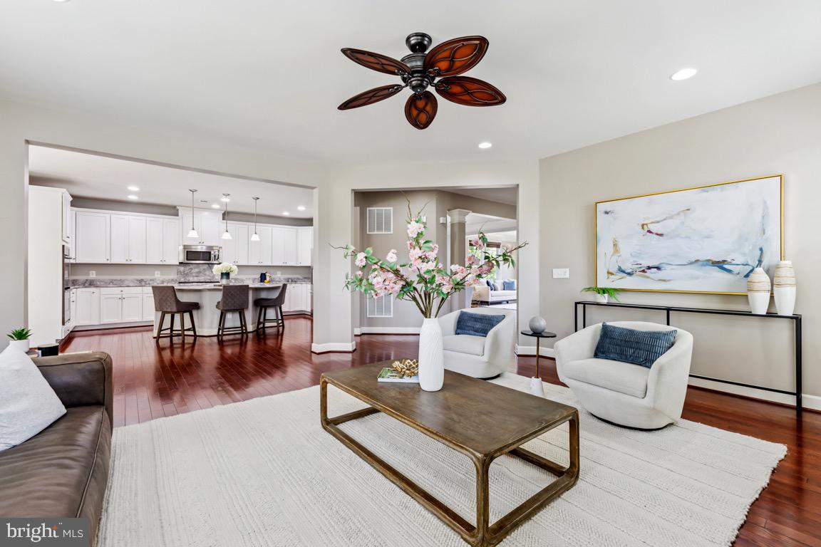 40999 Waxwing Dr
